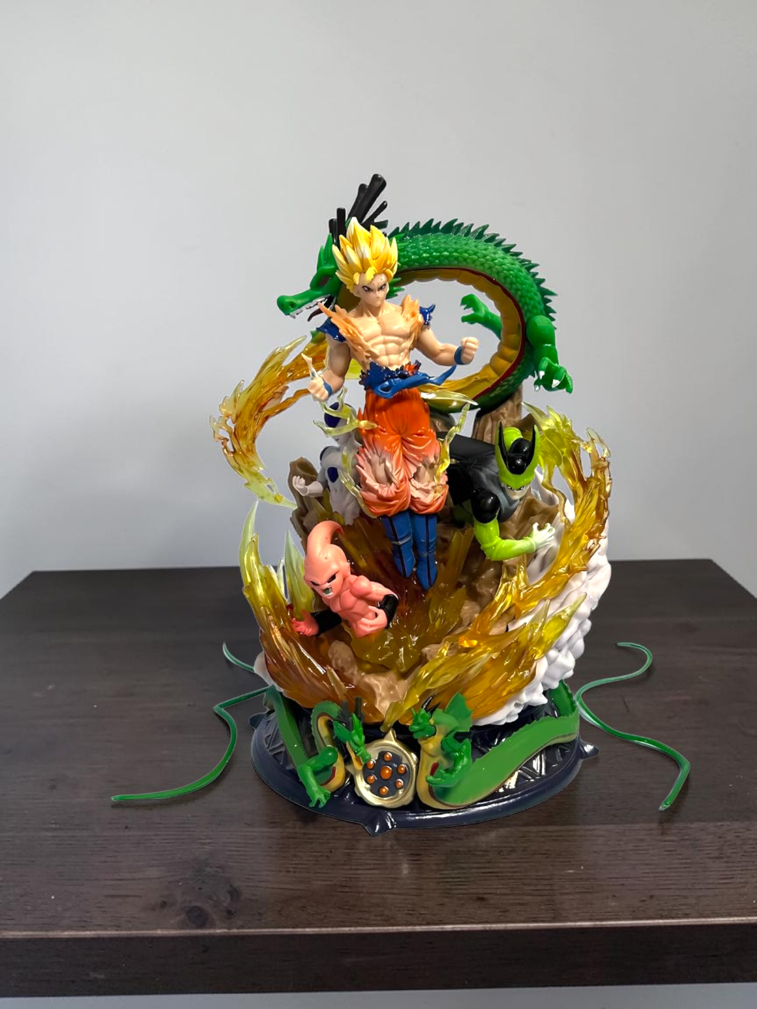 Son Goku Super Saiyan Action Figure – 23cm