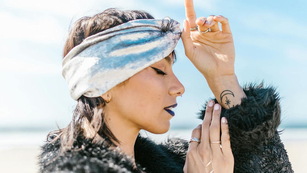 Eclectic witch invoking the Gods