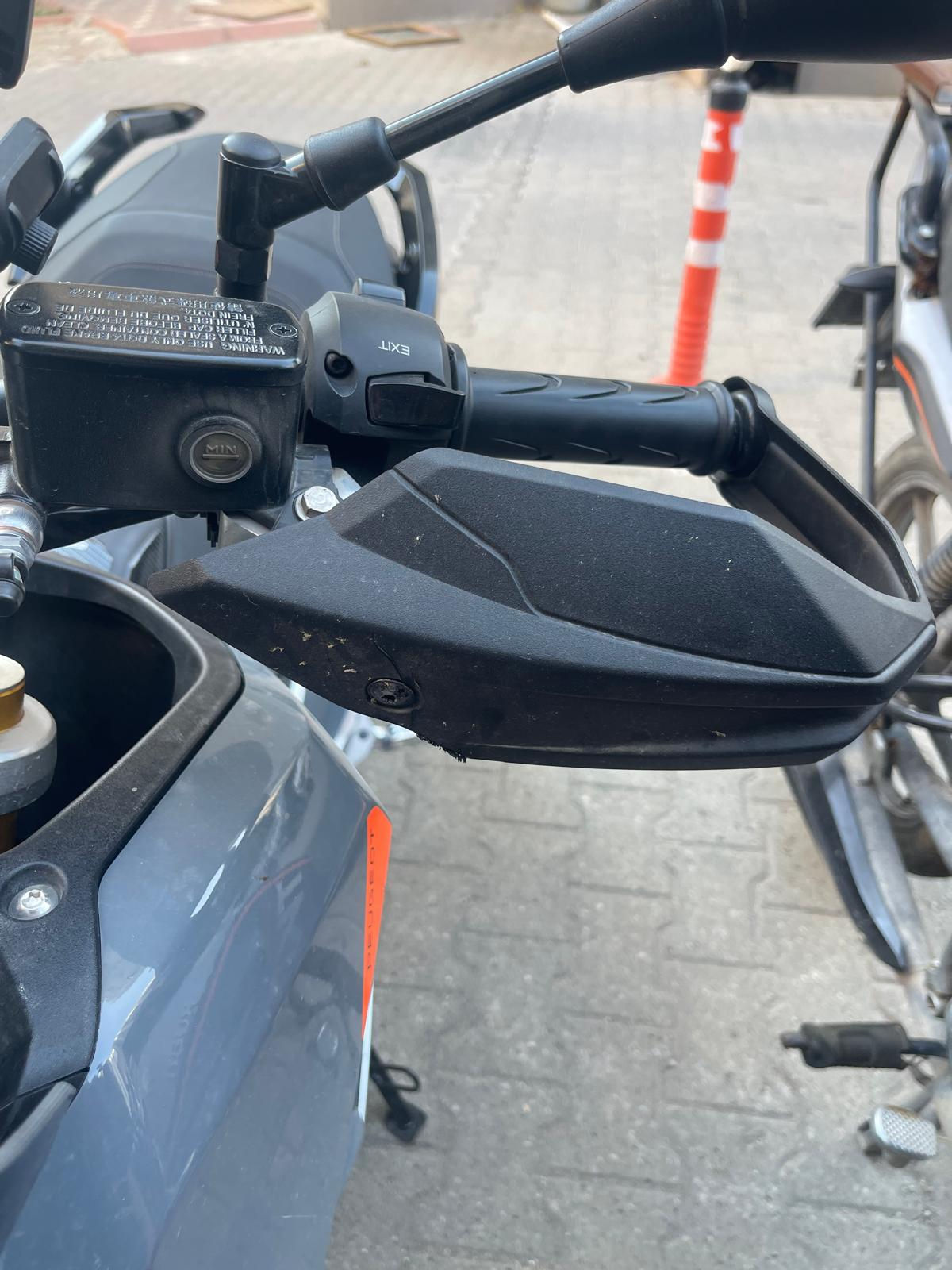 Peugeot XP400 Elcik Koruma