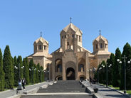 Հորդորում ենք գնալ Մայր Աթոռ Սուրբ Էջմիածին և նեցուկ լինել Մայր Եկեղեցուն. Երևանի Սբ. Գրիգոր Լուսավորիչ Մայր Եկեղեցի