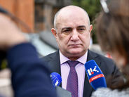 Առանց իրապես գործող բանակի և կայուն տնտեսության ձեր «խաղաղությունը» կապիտուլյացիա է, իսկ ձեր «պшտերազմը»՝ պետականակործան արկածախնդրություն․ Սամվել Բաբայան