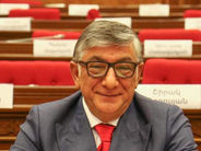 31 անշարժ գույք, տասնյակ ընկերությունների բաժնետոմսեր, 23 միլիոն դրամանոց ձեռքի ժամացույց, 550 միլիոն դրամի փոխառություն՝ եղբորից, աշխատավարձ՝ ԱԺ-ից․ Խաչատուր Սուքիասյանի հայտարարագիրը