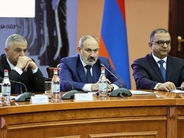 «Իրավունք». «Կլյուչեվոյ» պաշտոններից կթռնեն մի շարք պաշտոնյաներ. հերթի տակ են երկու փոխվարչապետները