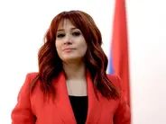 Նազելի Բաղդասարյանը դիմել է լրագրողներին