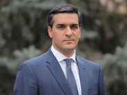 Հայոց եկեղեցու սրբազան հայրերը մարդկանց հետ են, քանի որ դա է բխում հոգևորականի էությունից․ Թաթոյանը՝ տավուշյան իրավիճակի մասին