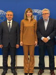 Զրուցակիցները մտքեր են փոխանակել Հայաստանի եվրոպական ինտեգրման գործընթացի, ներքաղաքական զարգացումների և արտաքին մարտահրավերների վերաբերյալ