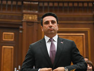 Ալեն Սիմոնյանը պարգևատրել է ԱԺ պատգամավորներին, ԱԺ աշխատակազմի պետական ծառայողներին և աշխատողներին՝ Ամանորի և Սուրբ Ծննդյան տոների առթիվ