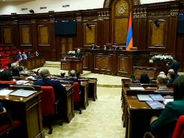 «Հրապարակ». Արտահերթից առաջ եւ հետո՝ ռելաքս. Խորհրդարանը տուրբազա է հիշեցնում