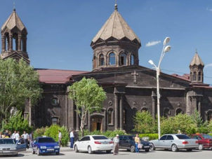 Քահանաները չեն լքելու Սուրբ Յոթ վերք եկեղեցին․ «Հրապարակ»