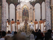 Պատարագչի կողմից եպիսկոպոսապետի և եպիսկոպոսի անունների կամայական կամ դիտավորյալ զեղչումը աղավաղում է Սուրբ Պատարագի խորհրդի ամբողջական ընկալումը. Մայր Աթոռ