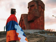 «Տատիկ-պապիկ»-ը Ադրբեջանը ներկայացնում է որպես «իրենց մշակութային ժառանգություն»