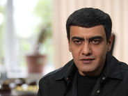 «Ժողովուրդ». 210 մլն դրամ, 300 հազար դոլար, 100 հազար եվրո․ ի՞նչ ունեցվածքով վերընտրվեց Առուշ Առուշանյանը
