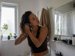 The Curly Girl Method in 2026: What Still Works and What Is Outdated