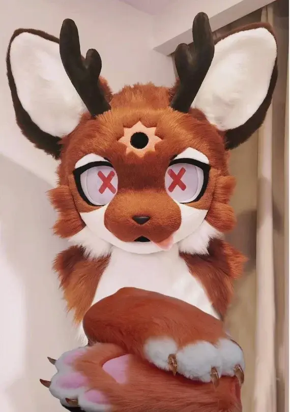 Das letzte Halali: Fursuit-Head „Dead Forest Spirit“