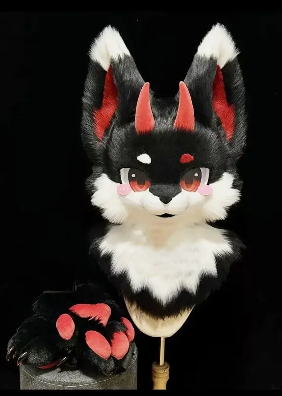 Fursuit Set (Horned Wolf Edition) – „Crimson Shadow“