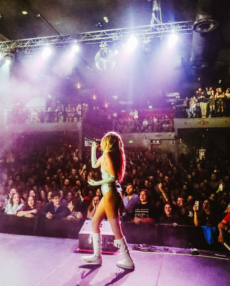 photo via @luxxienne on Instagram