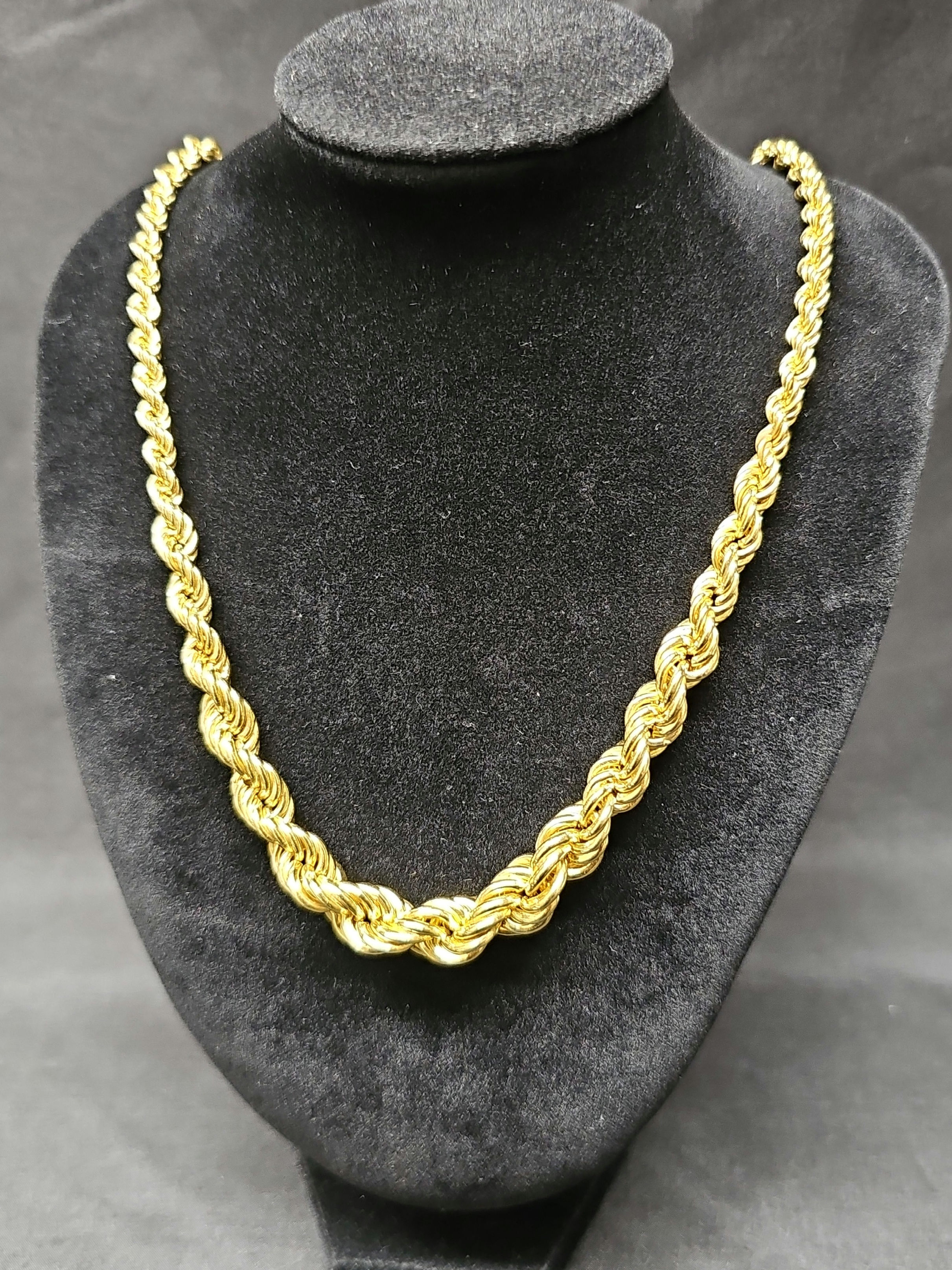 19.5" 18ct Yellow Gold Rope Style Chain