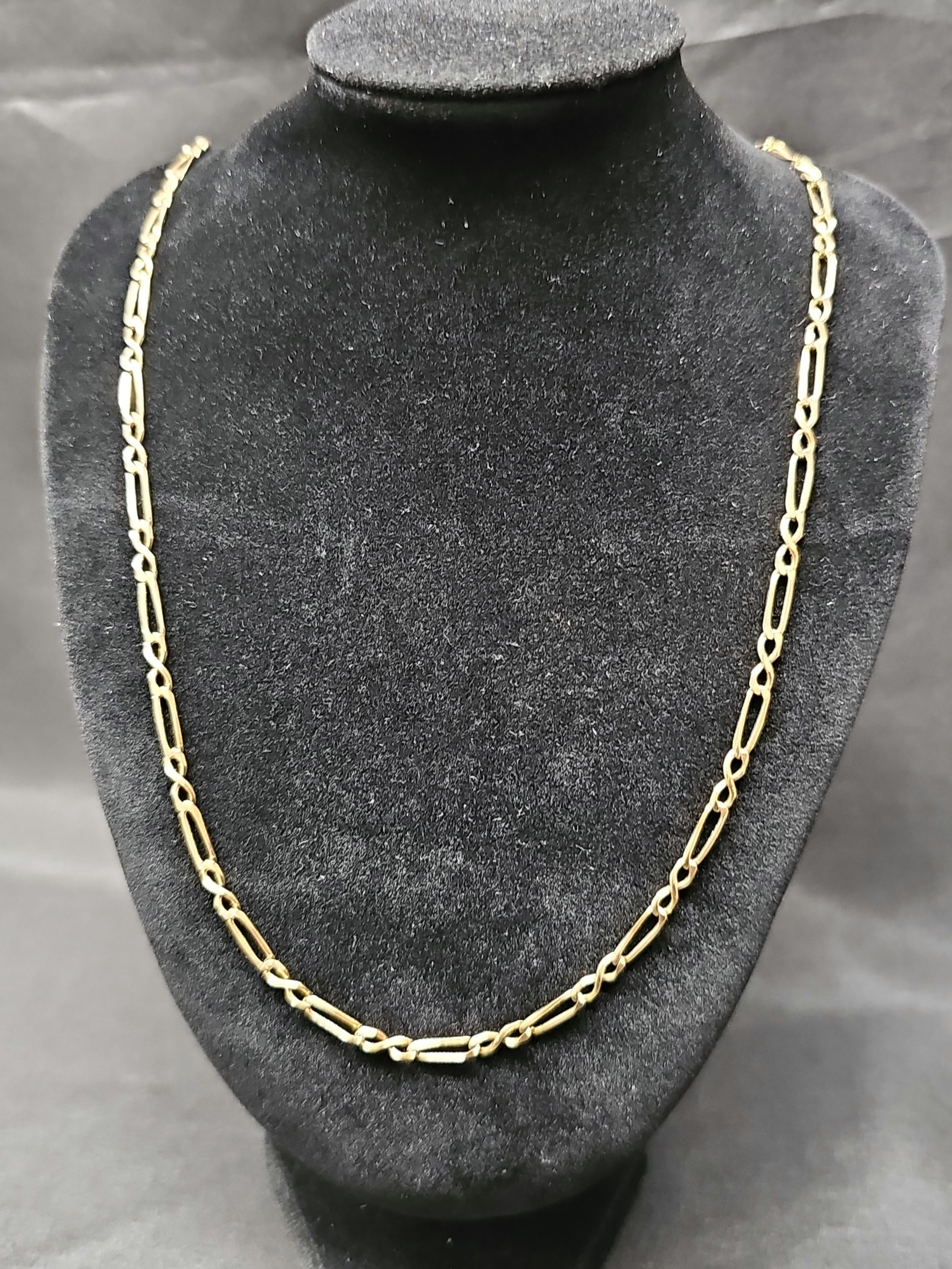24.5" 9ct Gold Figaro Style Chain Necklace 