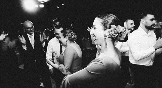 Luxury wedding in Barcelona captured by TheClicGames