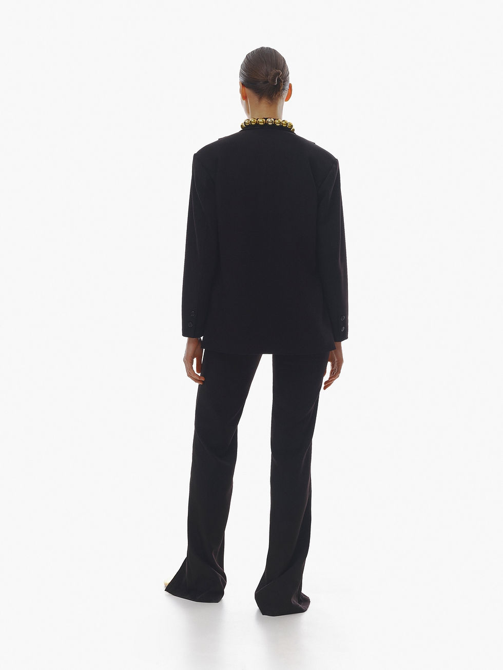 الصورة المصغرة: Black classic suit