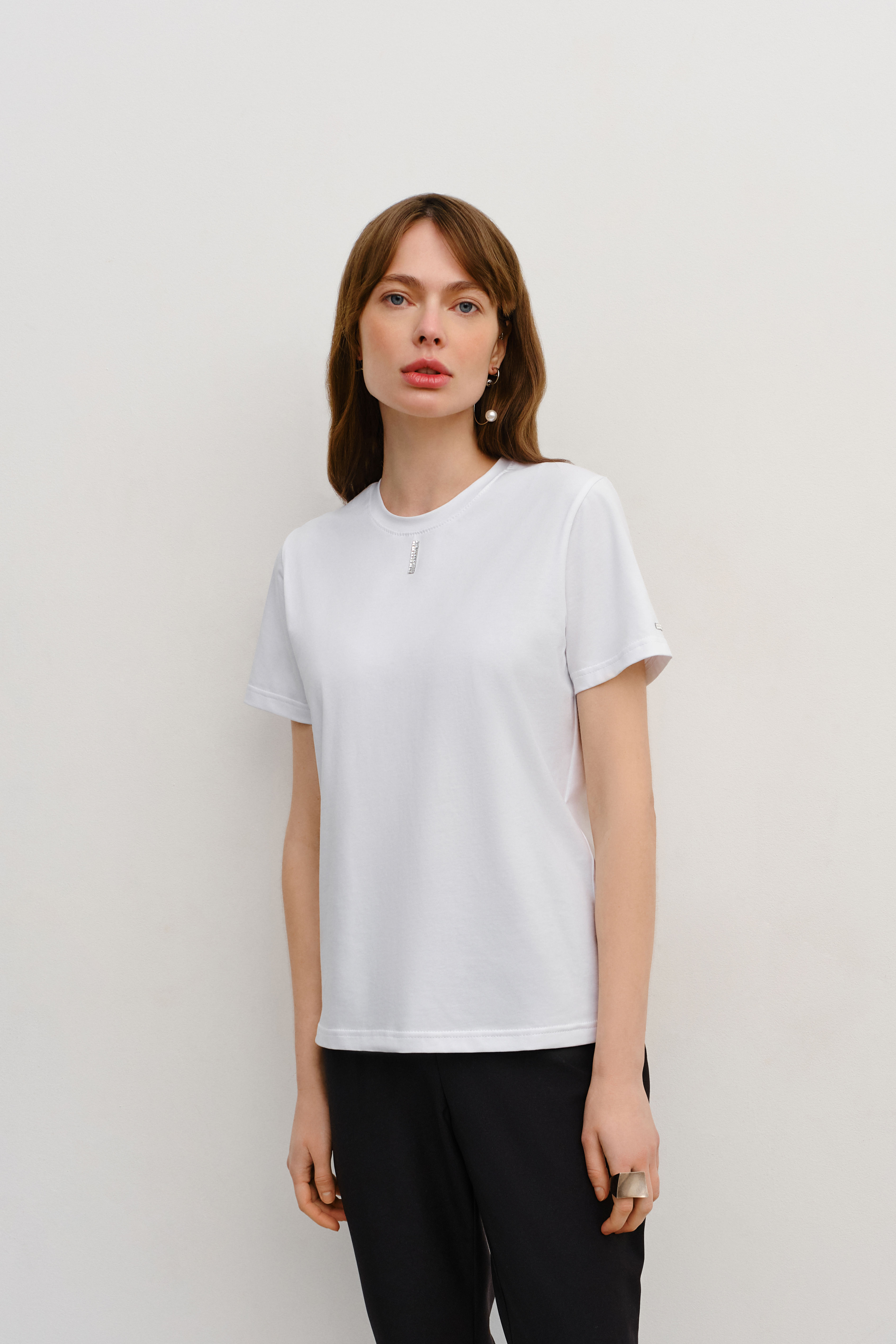 White t-shirt with crystals