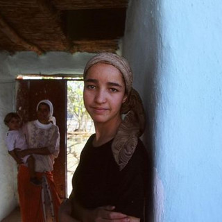 אישה צעירה בצפון מרוקו. הברברים של הרי הריף