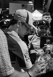GPrix0418-01273_edited.jpg