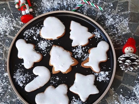 Gingerbread with Royal Icing