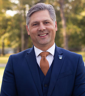 staff buckler adam 25.jpg