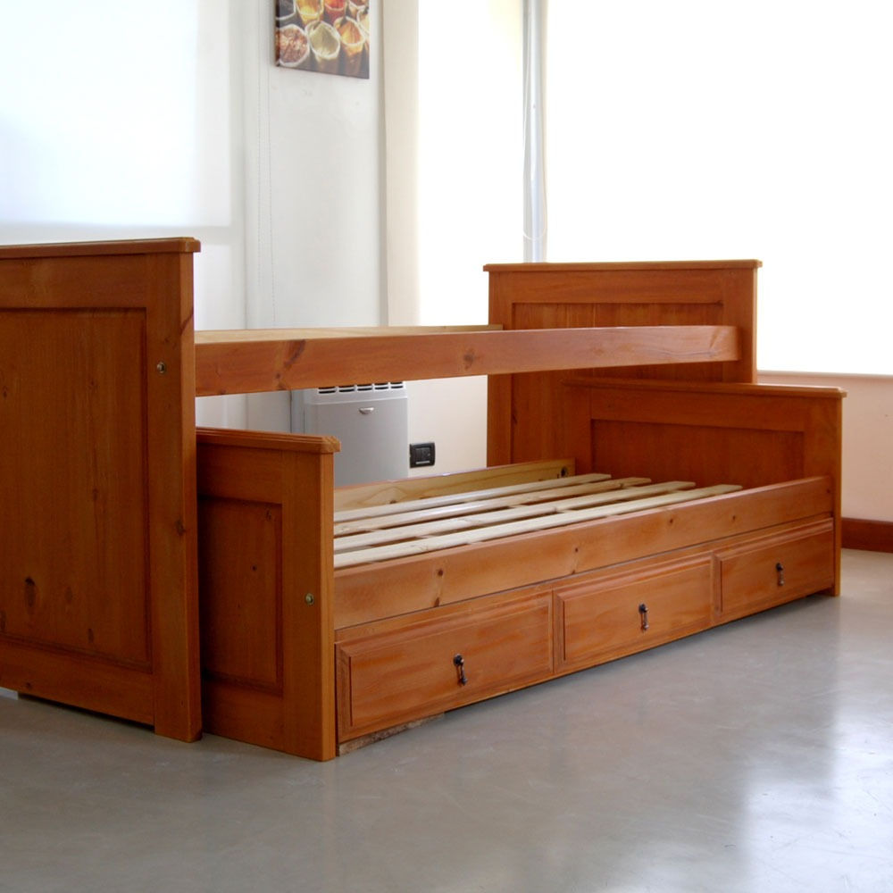 Cama doble con cajones