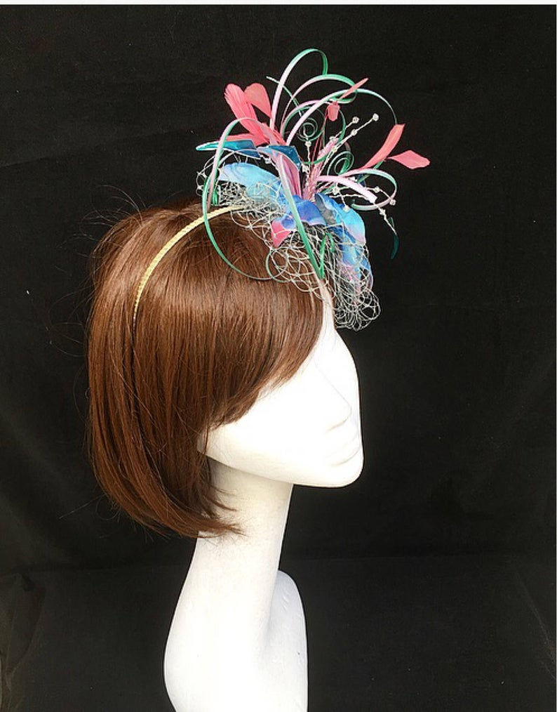 Thumbnail: Flower side fascinator
