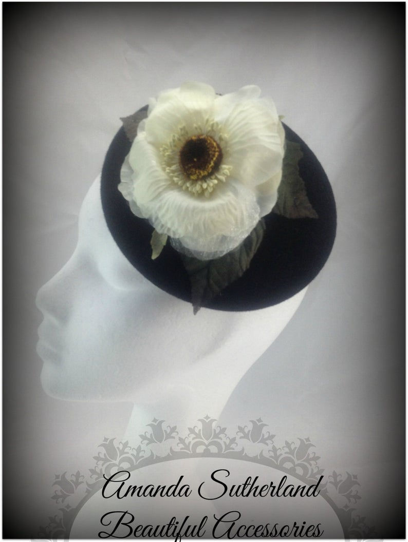 Thumbnail: Vintage Black beret