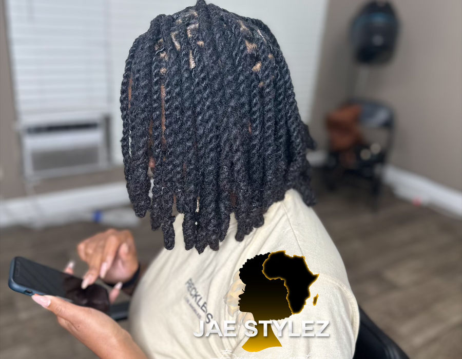 Loc Knot Bob (Two Strand) by Jae Stylez