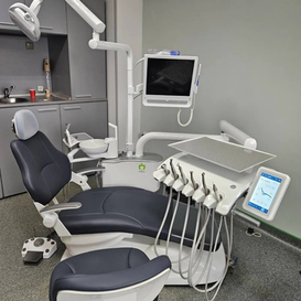 Детайл от дентален юнит Apple Dental Zero Gravity в кабинета на д-р Георги Димов.