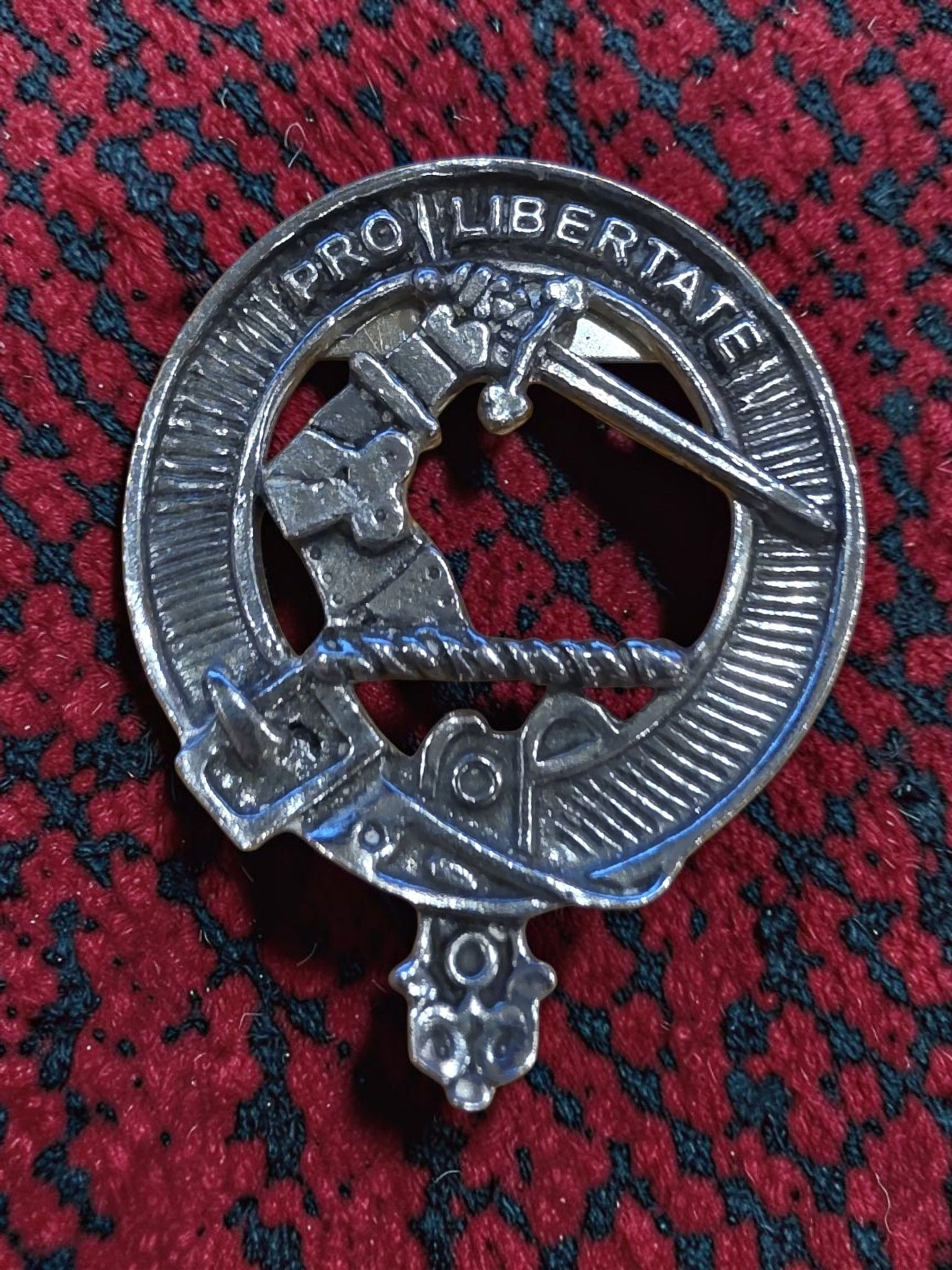 Cap Badge - Wallace Clan