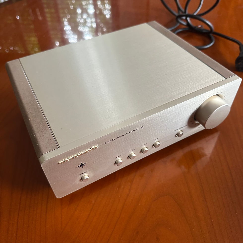 Marantz SC 22 voorversterker