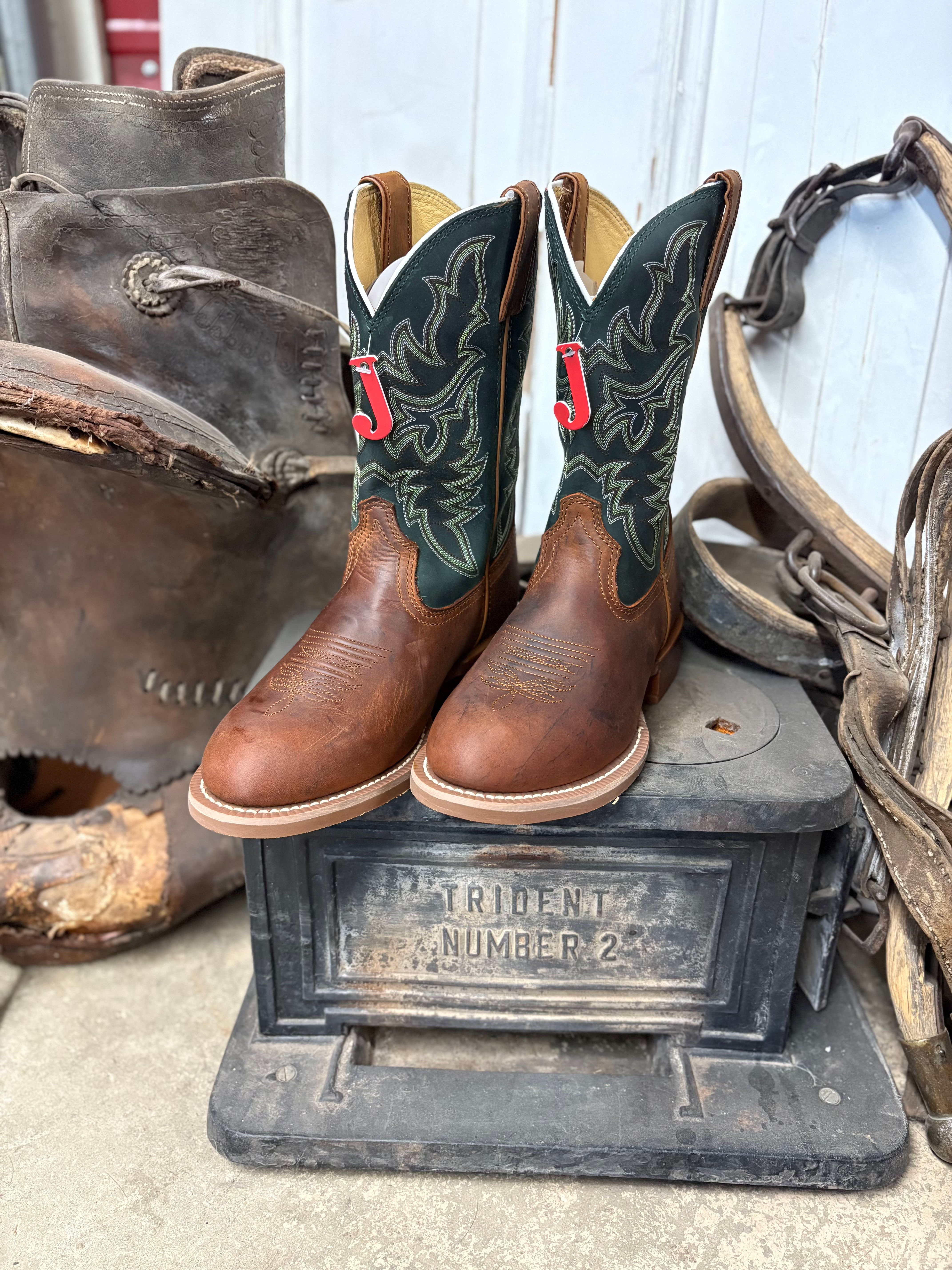 Justin Men's 11" Wild Bill Round Toe FN7352 Cowboy Boot