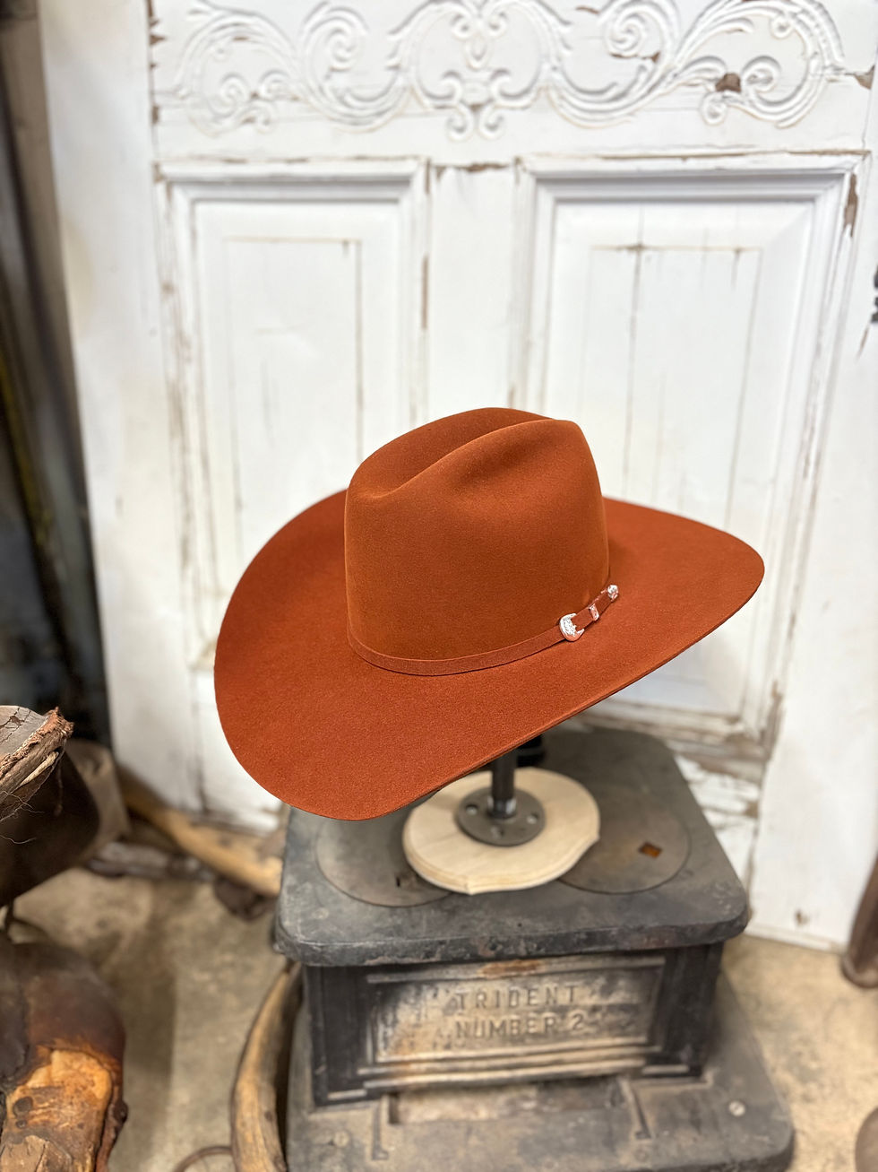 Thumbnail: Resistol 6X Midnight Rust Cattlemens Crease Hat