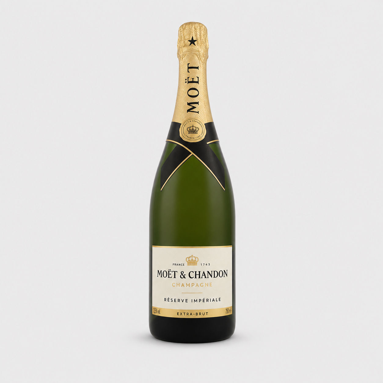 Bouteille de Champagne Moët & Chandon Réserve Impériale Extra Brut.