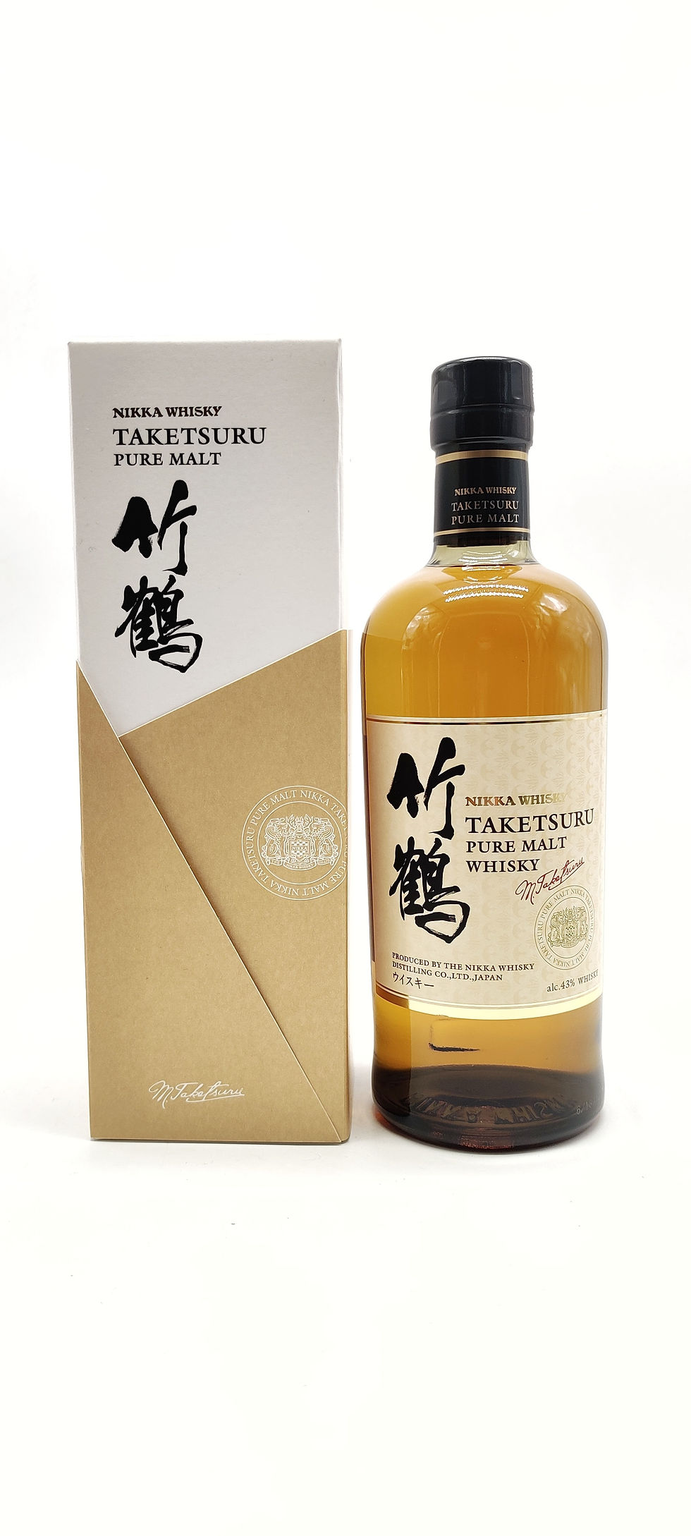 bouteille de whisky japonais Nikka Taketsuru Pure Malt avec son étui en carton.