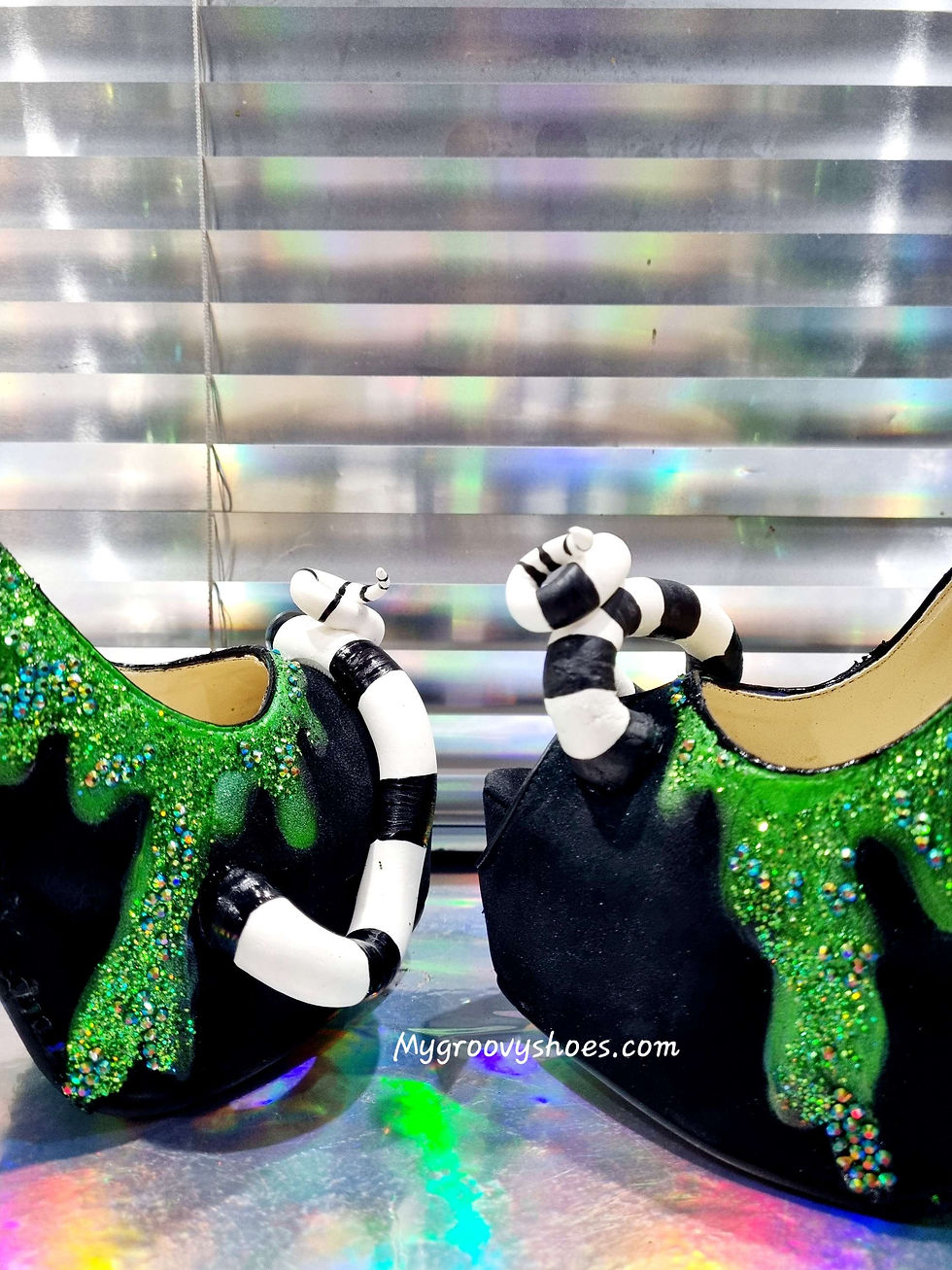 Miniatura: 3D Beetlejuice snake heels 