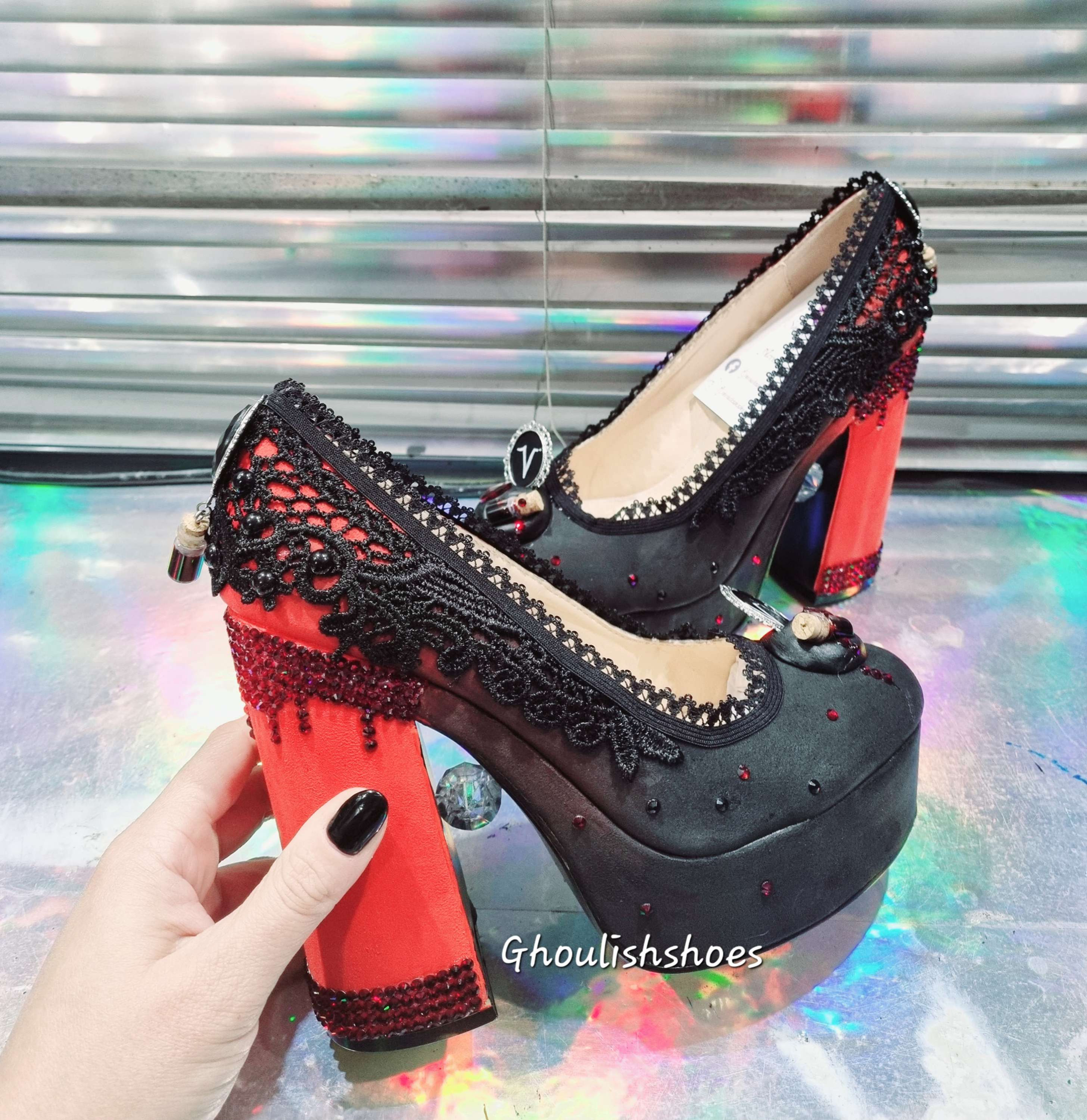 Solid blood heels