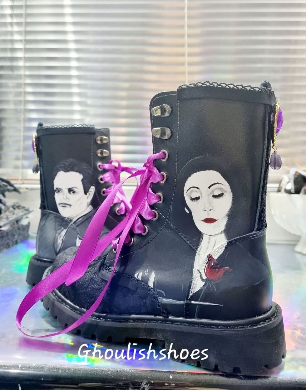 Miniature : Gomez Morticia flat boots
