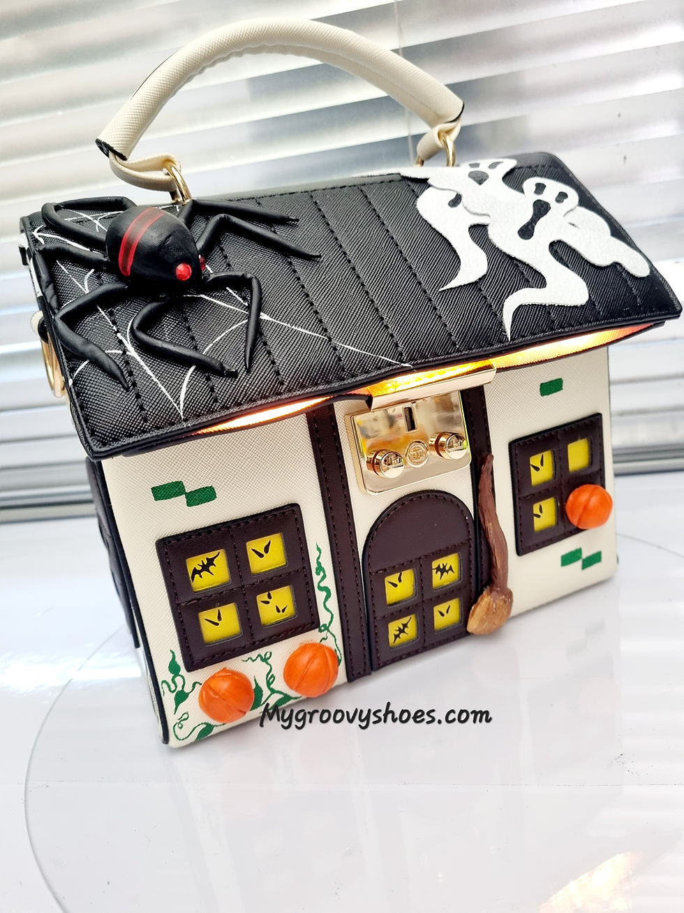 Miniatura: Haunted LED light up  house handbag