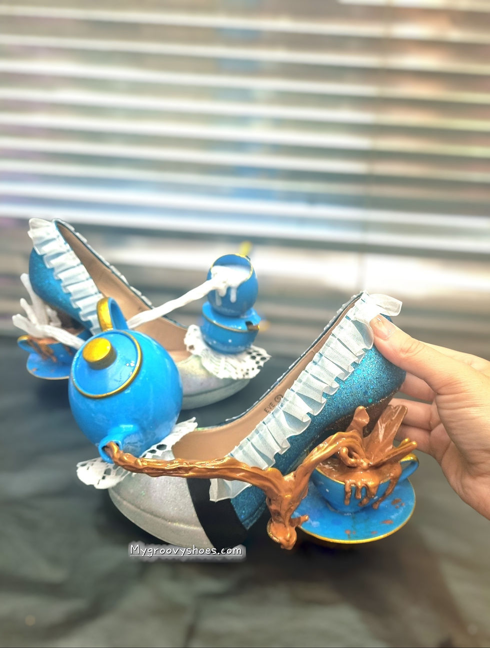 Miniaturbild: Alice tea cup heels