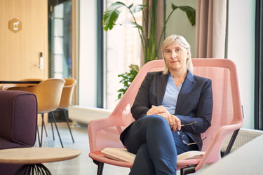 Portretter av Cathrine Nagell til case fotografert for ProData Consult / emagine - Fotograf Raymond Engmark, Oslo
