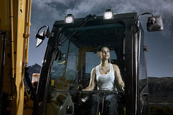 Portrett av Anniken Hoel fotografert for Kurs og Sikkerhet i Bodø - Fotograf Raymond Engmark, Bodø