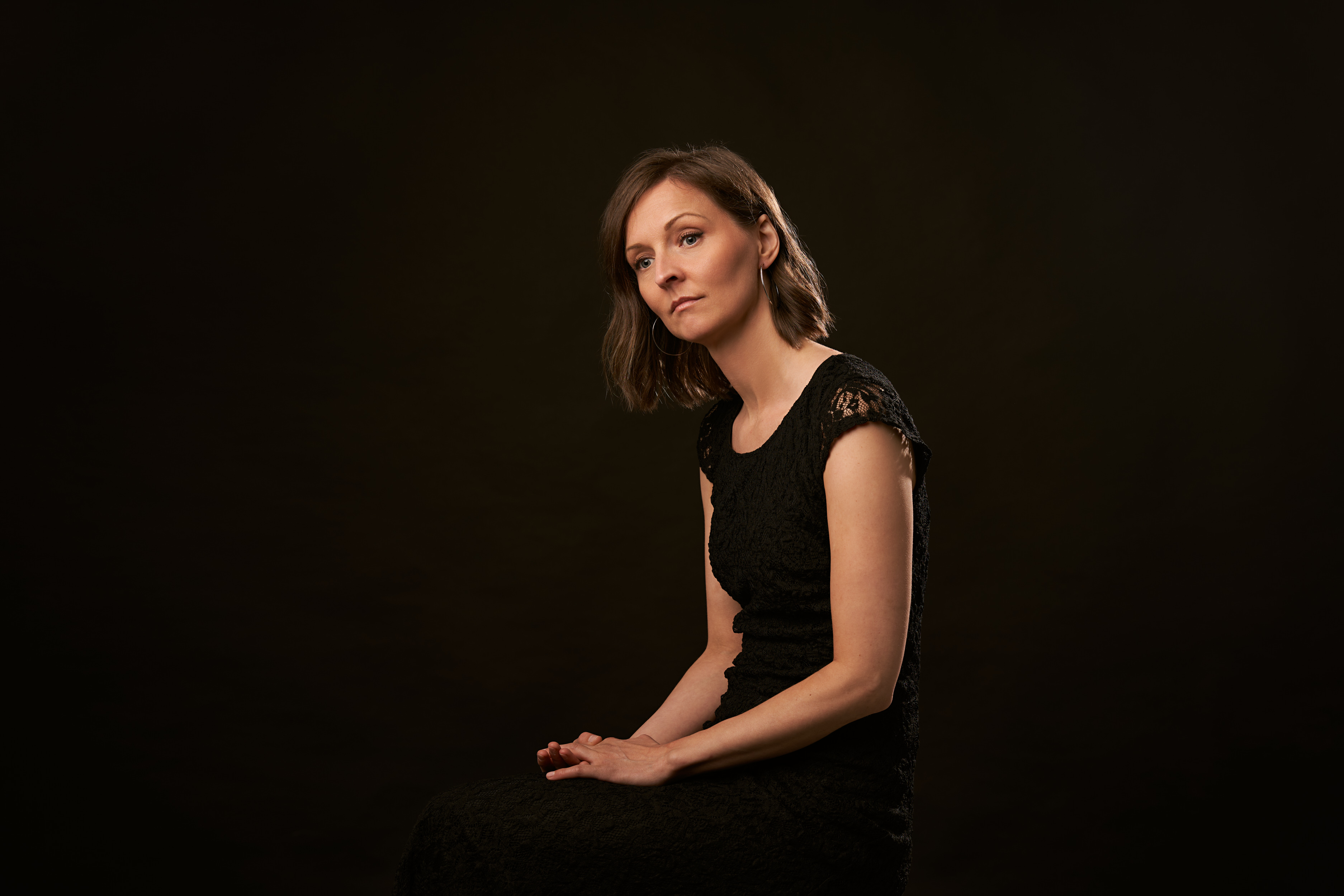 Portrett av artist Sophie Kvam av Fotograf Raymond Engmark, Oslo