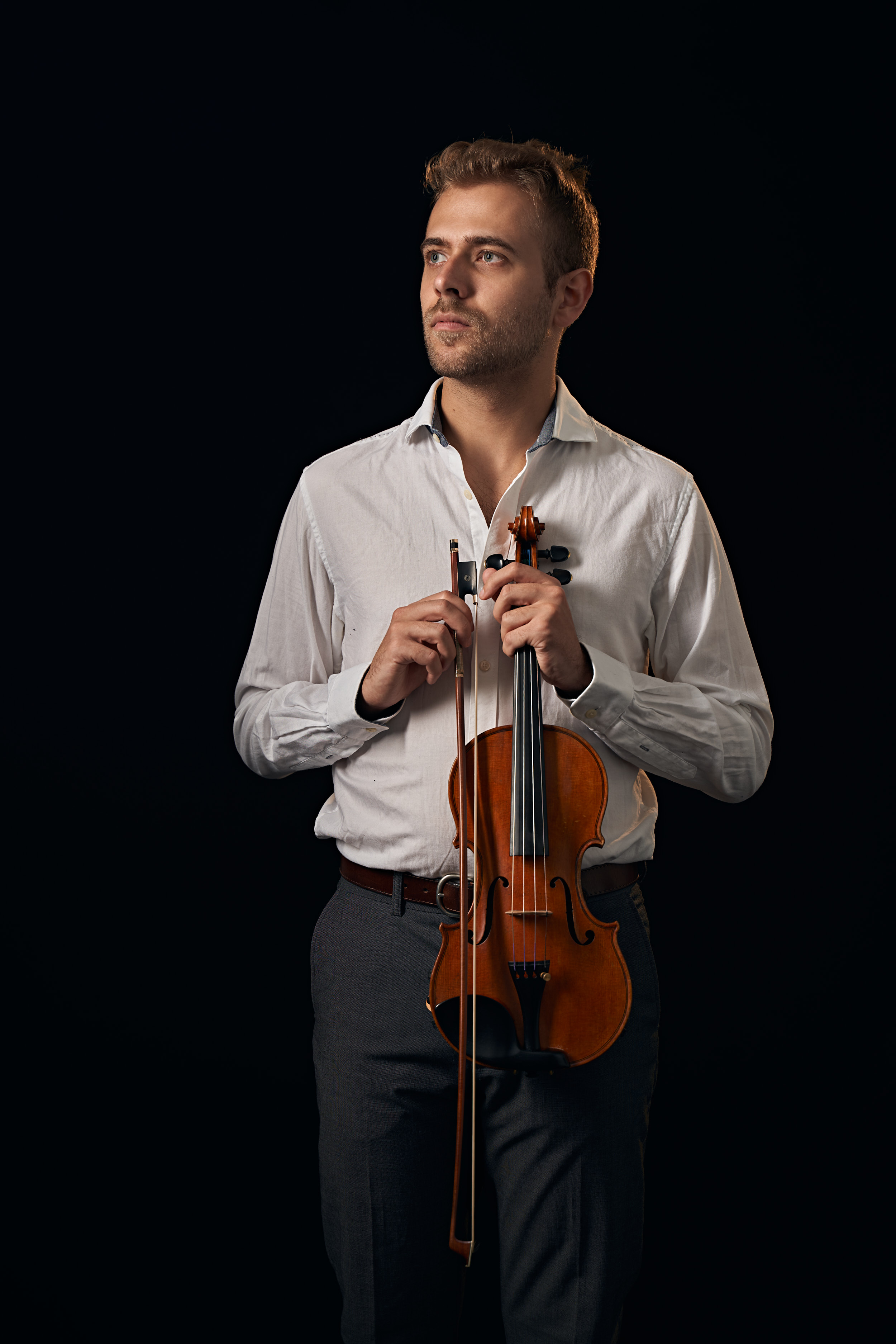 Musiker Johannes Schantz fotografert for Spire / Nordland Musikkfestuke fotografert av Fotograf Raymond Engmark, Oslo