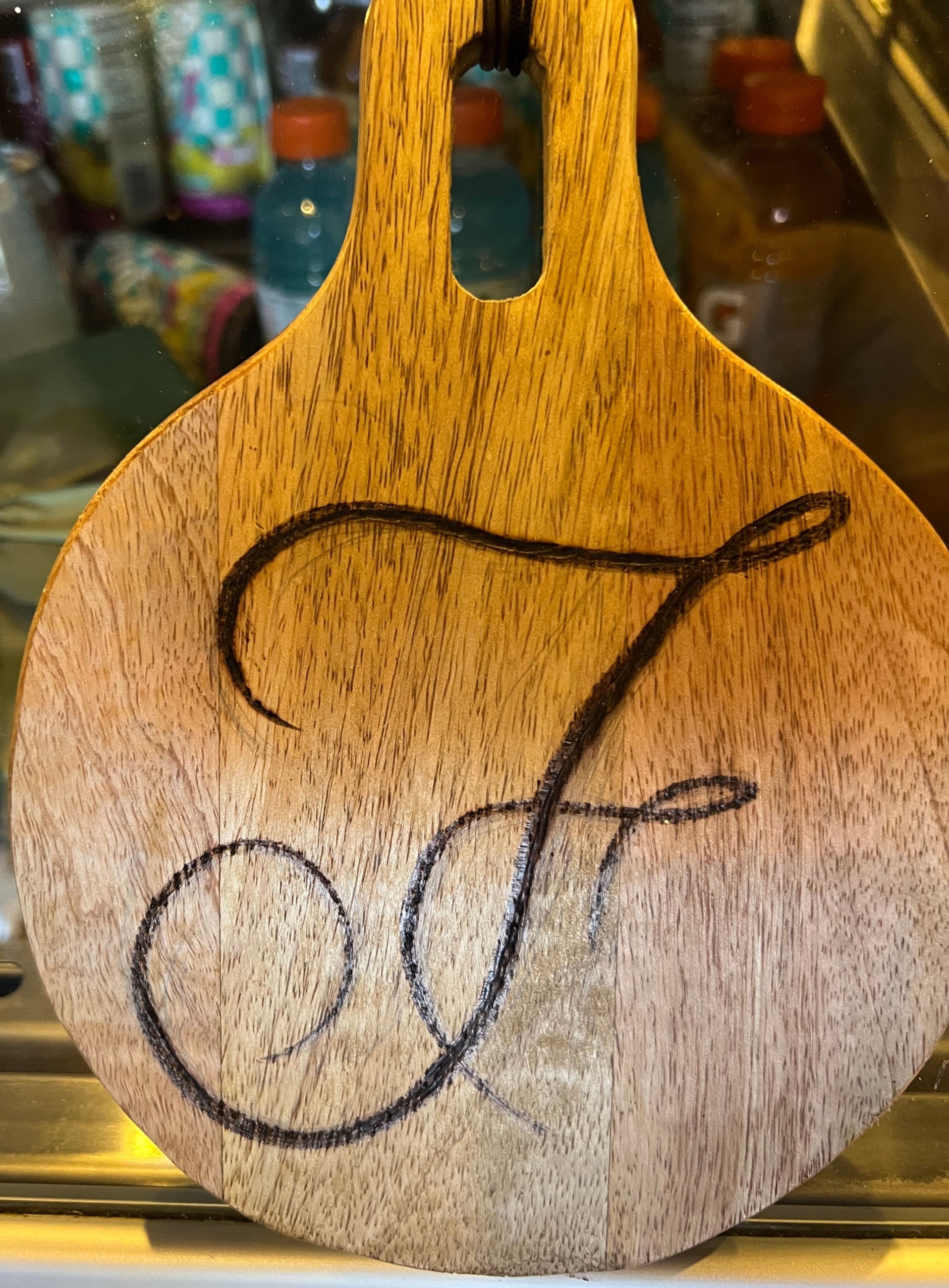 Acacia Wood Round Cutting Board with Handle